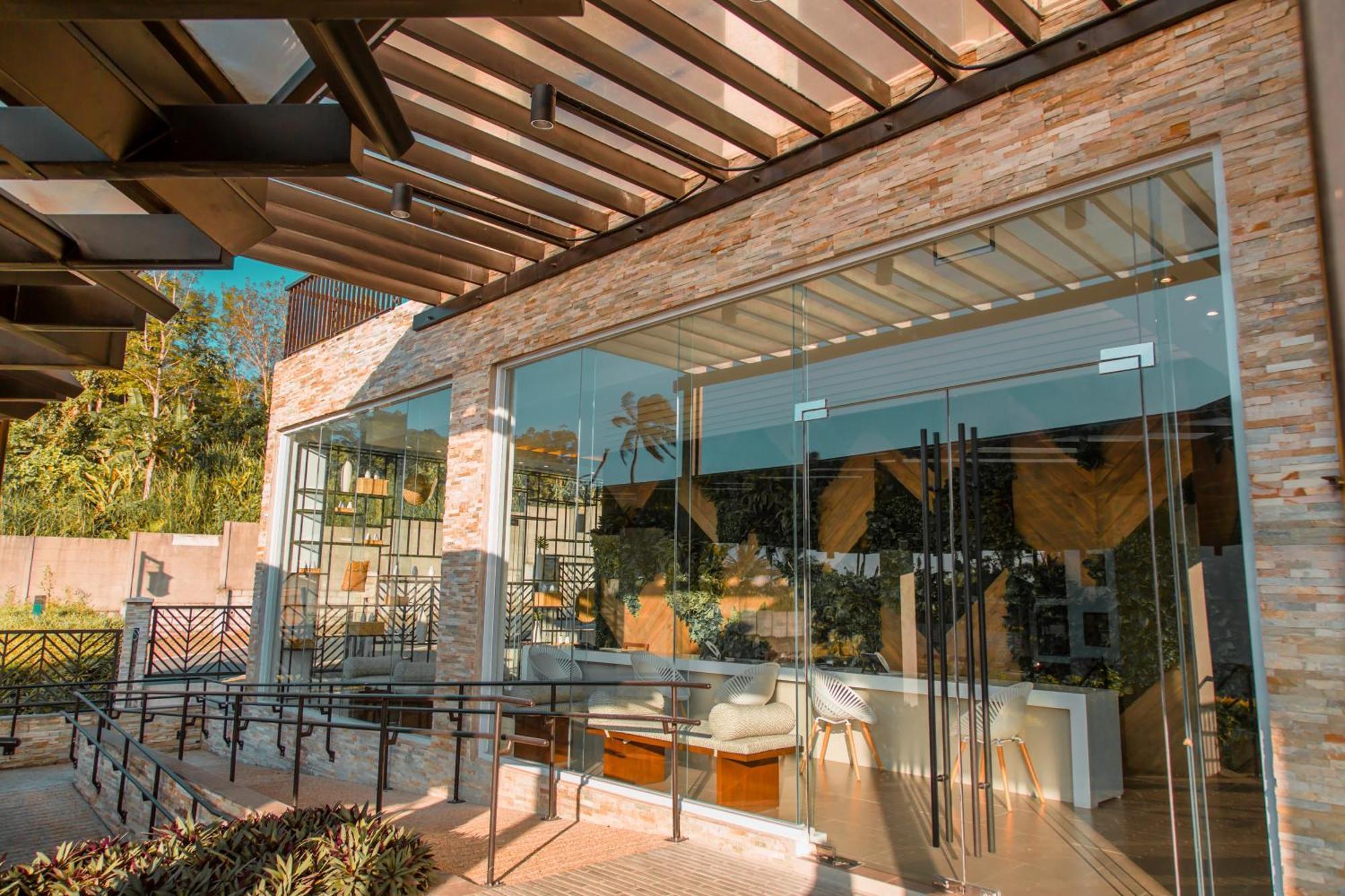 The Serviced Residences At Kasa Luntian Managed By Hii Tagaytay City Exterior foto