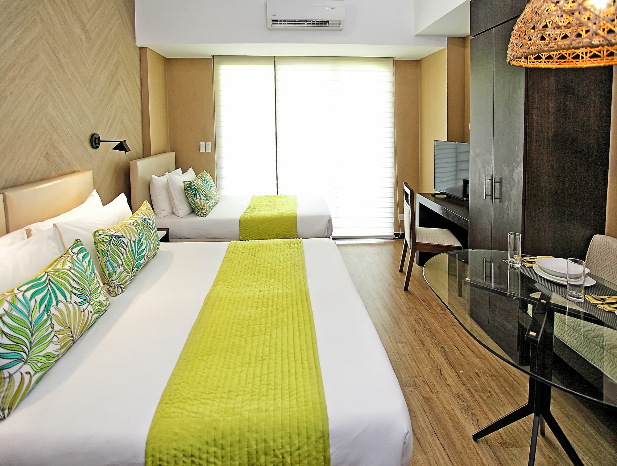 The Serviced Residences At Kasa Luntian Managed By Hii Tagaytay City Exterior foto