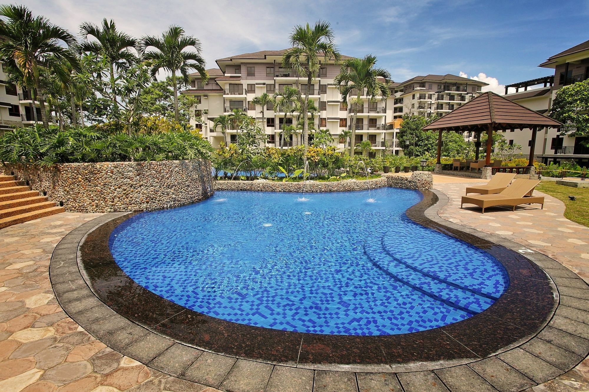 The Serviced Residences At Kasa Luntian Managed By Hii Tagaytay City Exterior foto